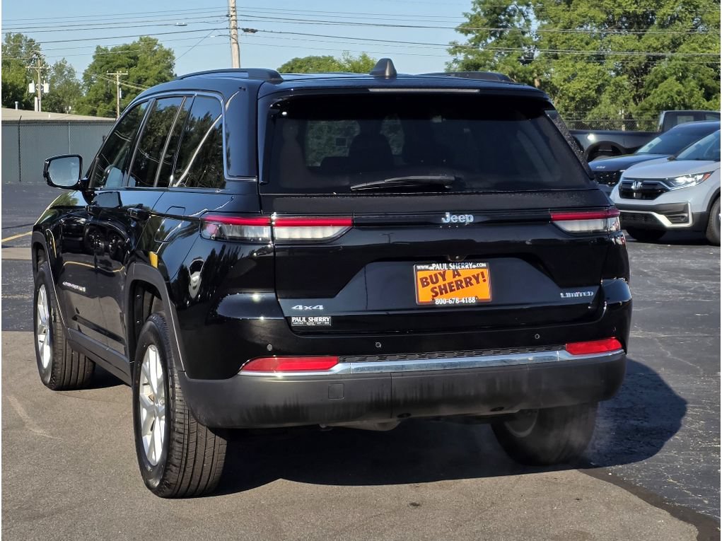 Used 2023 Jeep Grand Cherokee Limited AWD/4WD image 12