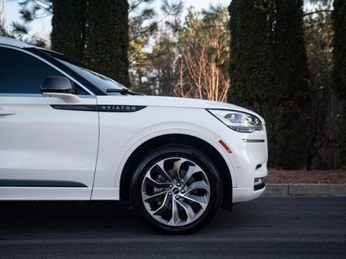 Used 2022 Lincoln Aviator Grand Touring w/ Equipment Group 301A image 13