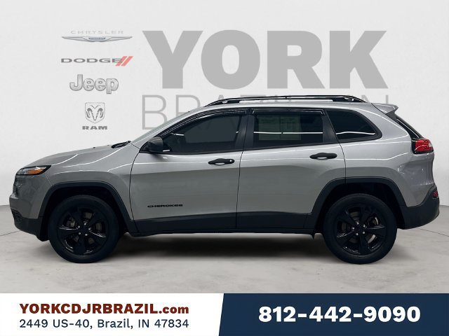 Used 2017 Jeep Cherokee Sport AWD/4WD image 2