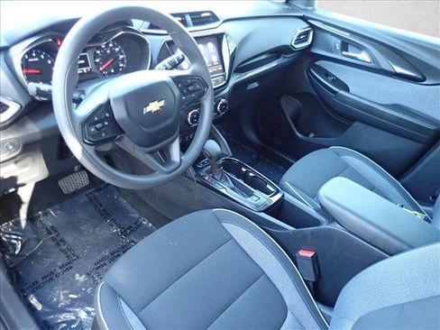 Used 2023 Chevrolet TrailBlazer LT w/ Convenience Package AWD/4WD image 10