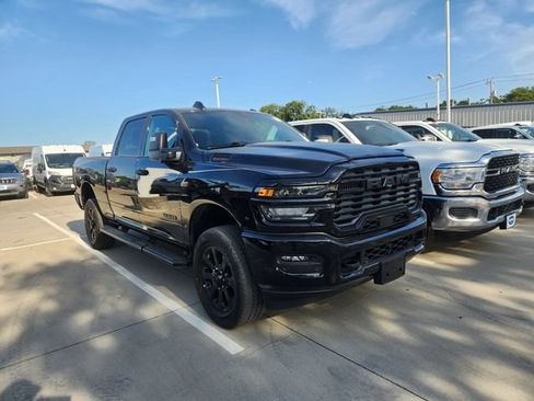 Used 2026 RAM 2500 Big Horn AWD/4WD image 1