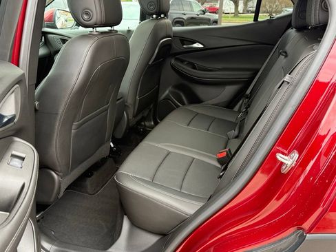 Used 2023 Buick Encore GX Essence w/ Experience Buick Package FWD image 19