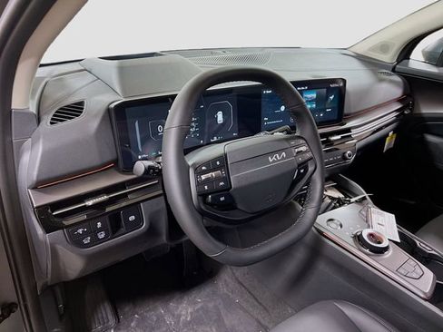 New 2026 Kia Sportage SX Prestige image 9