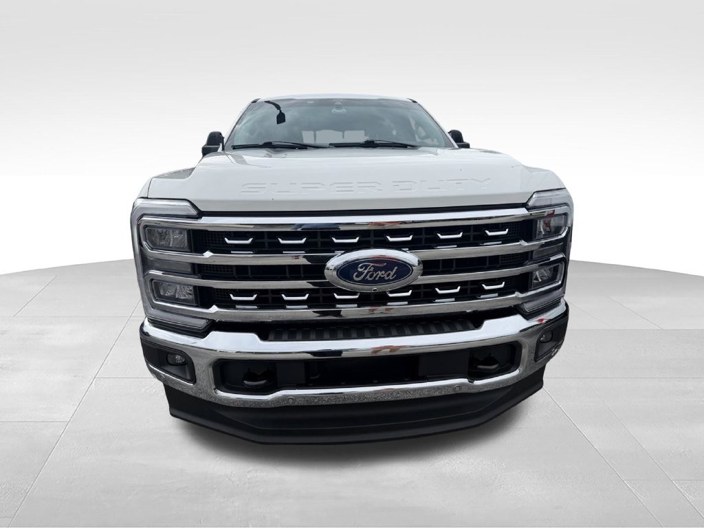 Used 2024 Ford F350 Lariat w/ Lariat Ultimate Package AWD/4WD image 2