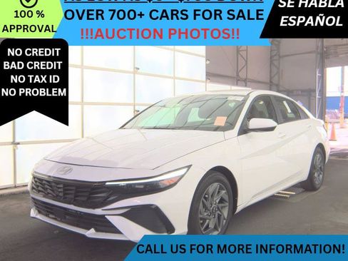 Used 2024 Hyundai Elantra SEL image 1