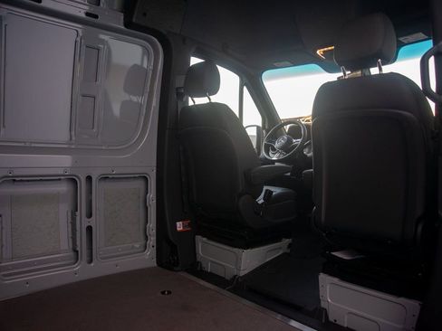 New 2025 Mercedes-Benz Sprinter 2500 image 37