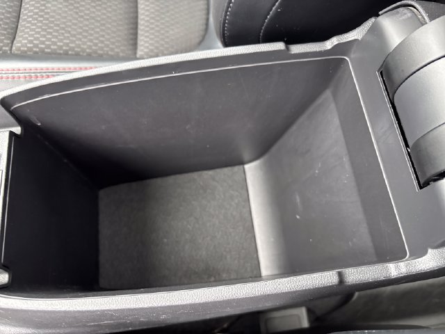Used 2024 Ford Escape ST-Line w/ Tech Pack #1 AWD/4WD image 26