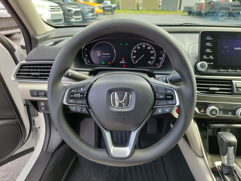 Used 2020 Honda Accord LX image 25