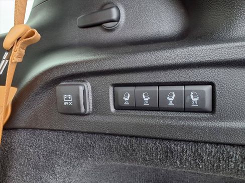 Used 2024 Jeep Grand Cherokee L Summit AWD/4WD image 33
