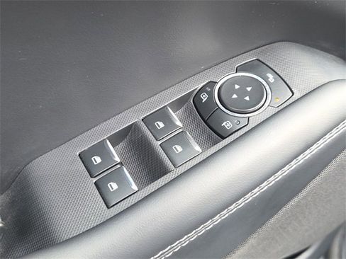 Used 2025 Ford Mustang Mach-E Select image 18