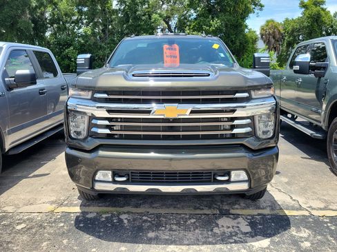 Used 2023 Chevrolet Silverado 3500 High Country AWD/4WD image 2