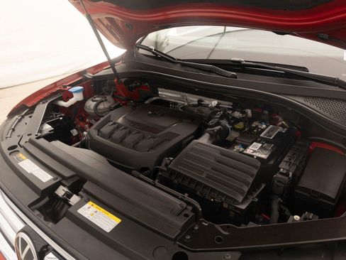 Used 2022 Volkswagen Tiguan SE w/ Panoramic Sunroof Package image 30