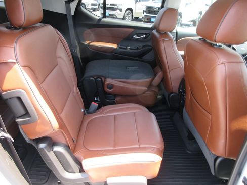 Certified 2018 Chevrolet Traverse High Country AWD/4WD image 20