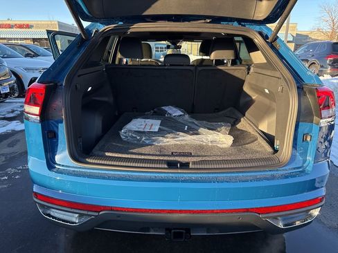 New 2025 Volkswagen Atlas Cross Sport SE image 25