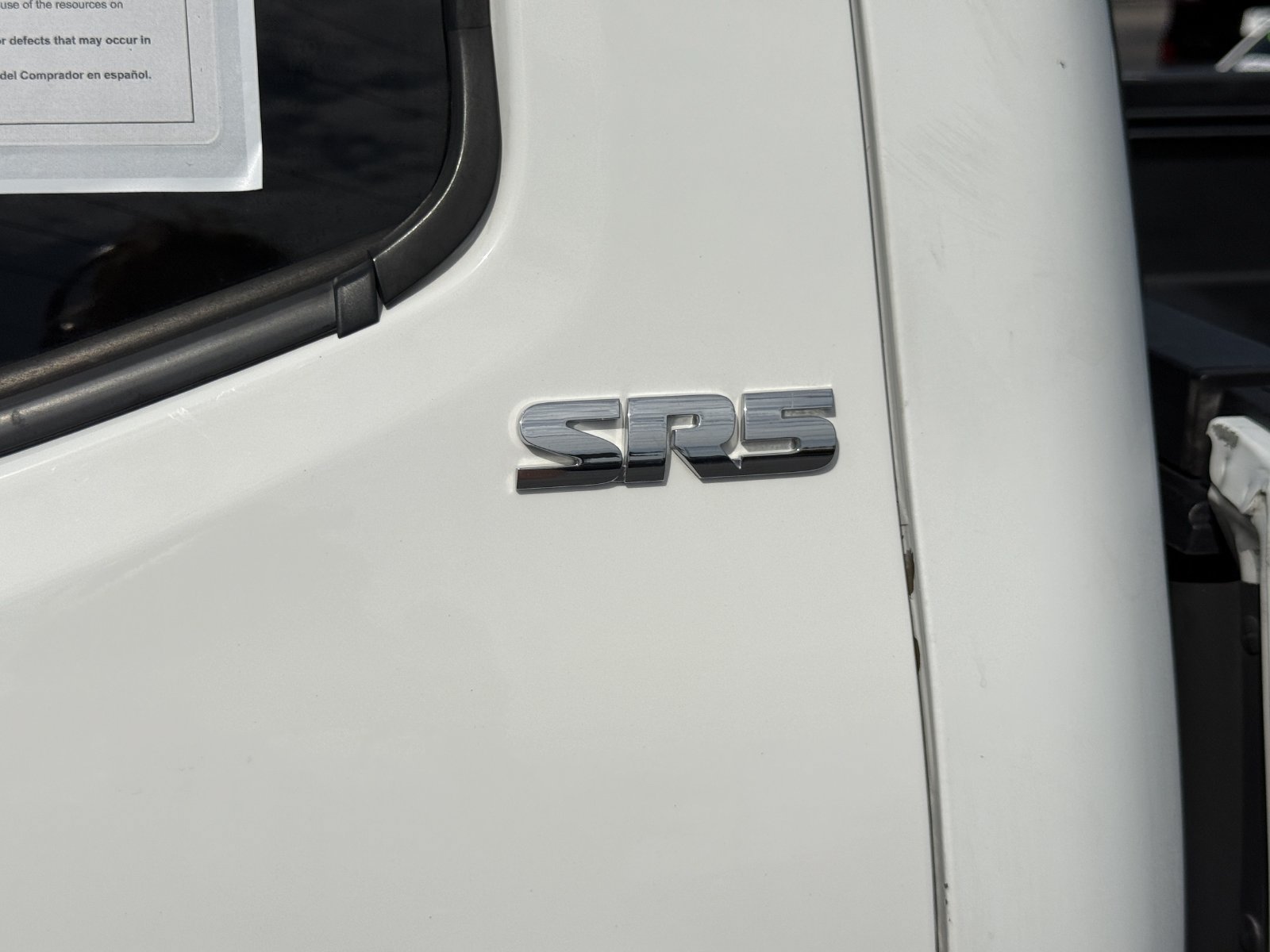 Used 2017 Toyota Tacoma SR5 RWD image 15
