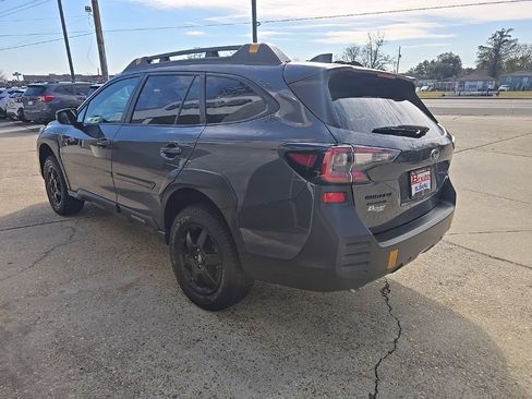 Used 2023 Subaru Outback Wilderness image 7