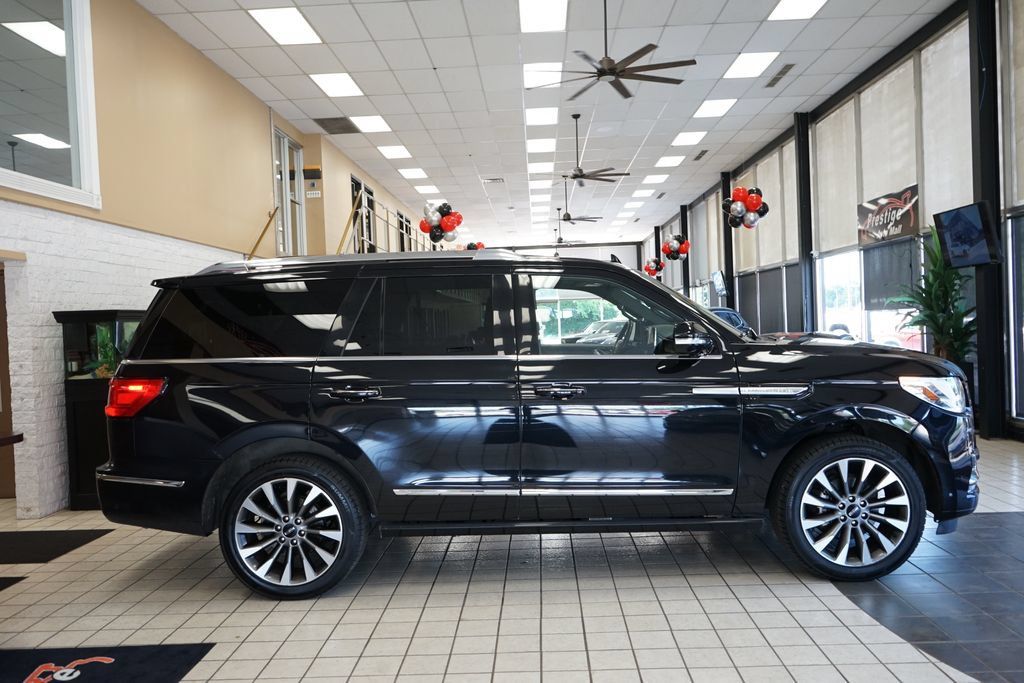 Used 2021 Lincoln Navigator Reserve AWD/4WD image 20