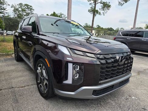 Used 2024 Hyundai Palisade SEL FWD image 3