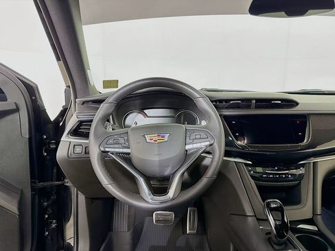 Used 2025 Cadillac XT6 Sport w/ LPO, Floor Liner Package AWD/4WD image 21