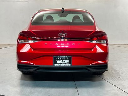 Used 2023 Hyundai Elantra SEL w/ Convenience Package