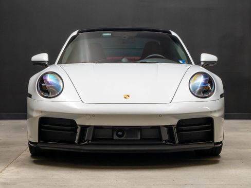 Certified 2026 Porsche 911 Carrera S RWD image 10