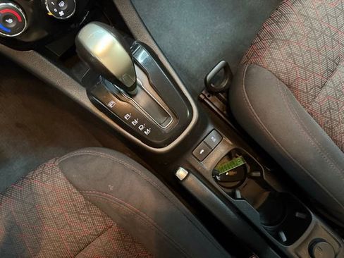 Used 2020 Chevrolet Sonic LT w/ Convenience Package image 29