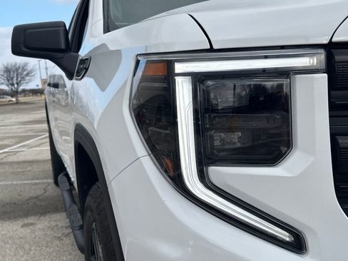 Used 2023 GMC Sierra 1500 Pro w/ Graphite Edition image 11