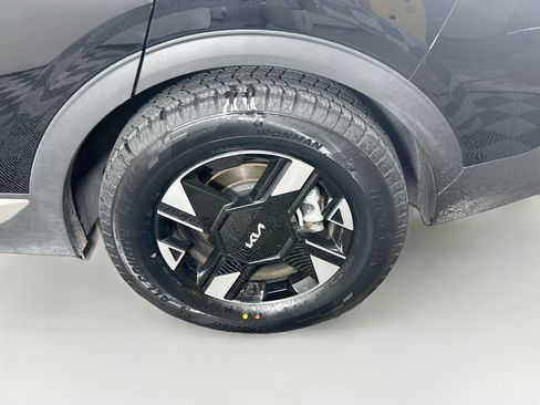 Used 2026 Kia Sportage LX FWD image 11