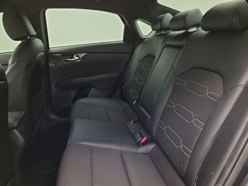 Used 2021 Kia Forte GT-Line FWD image 18