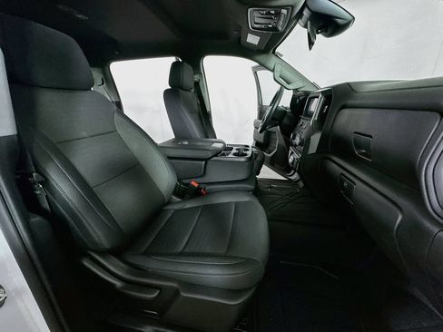 Used 2026 Chevrolet Silverado 1500 Custom w/ Turbomax Blackout Package RWD image 12