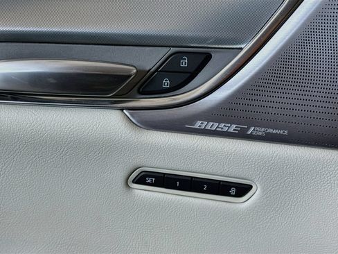 Used 2021 Cadillac XT5 Premium Luxury w/ LPO, Floor Liner Package AWD/4WD image 23