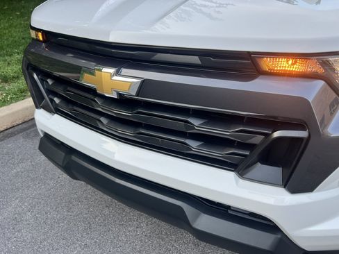 Used 2025 Chevrolet Colorado LT w/ Advanced Trailering Package RWD image 75