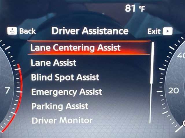 New 2026 Nissan Kicks SR w/ Cold Weather Package AWD/4WD image 15