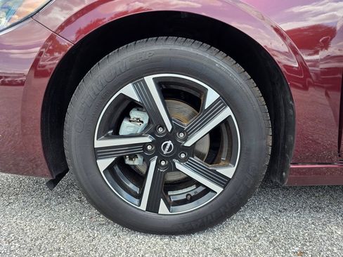 Used 2024 Nissan Sentra SV FWD image 28