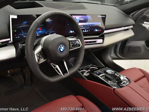 Used 2026 BMW i5 eDrive40 RWD image 12