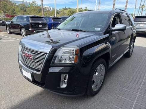 Used 2015 GMC Terrain Denali image 2