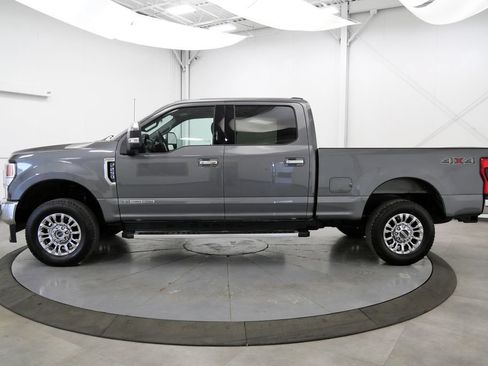 Used 2022 Ford F250 XLT w/ XLT Premium Package AWD/4WD image 4
