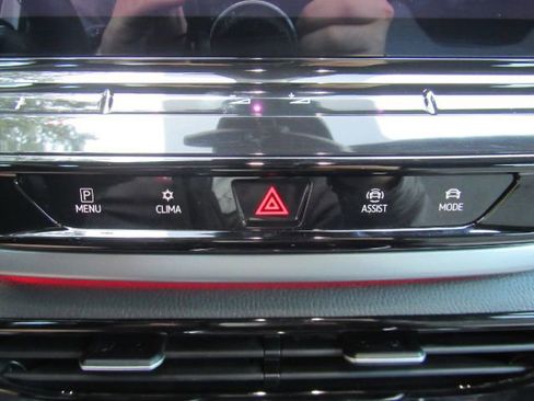 Used 2023 Volkswagen ID.4 Pro image 44