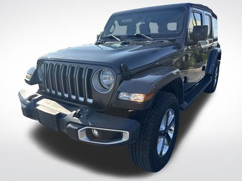 Used 2019 Jeep Wrangler Unlimited Sahara AWD/4WD image 7