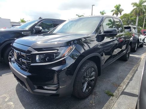 Used 2025 Honda Ridgeline Sport image 27