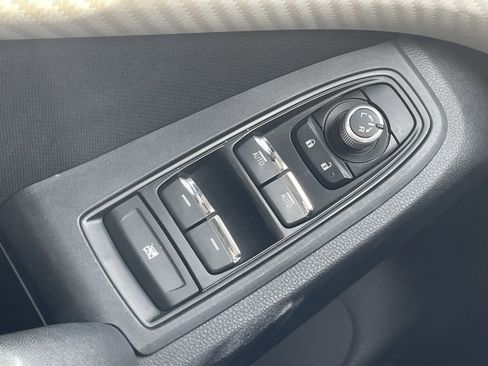 Used 2022 Subaru Ascent Premium image 17