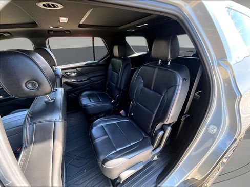 Used 2023 Chevrolet Traverse RS w/ LPO, Floor Liner Package AWD/4WD image 25