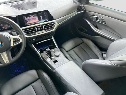 Used 2022 BMW 330i Sedan w/ M Sport Package image 23