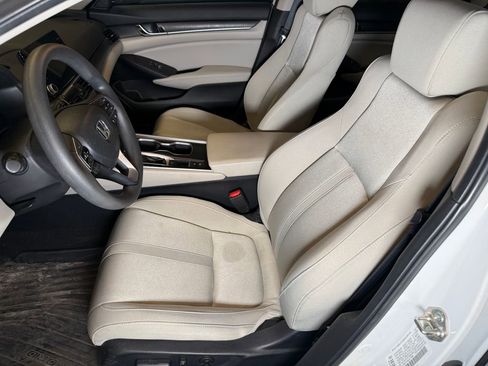 Used 2018 Honda Accord EX image 20