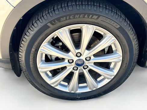 Used 2017 Ford Escape Titanium FWD image 40