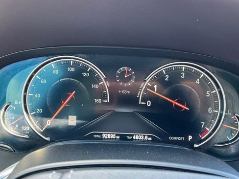 Used 2017 BMW 750i RWD image 13