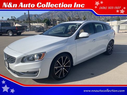 Used 2016 Volvo V60 T5 Premier w/ Convenience Package FWD image 1