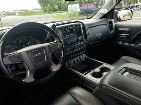 Used 2018 GMC Sierra 1500 SLT AWD/4WD image 20