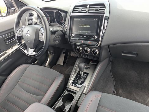 Used 2025 Mitsubishi Outlander Sport SE AWD/4WD image 21