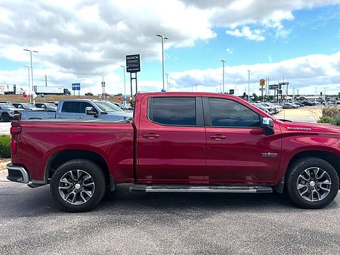 Used 2023 Chevrolet Silverado 1500 LT w/ Protection Package RWD image 5